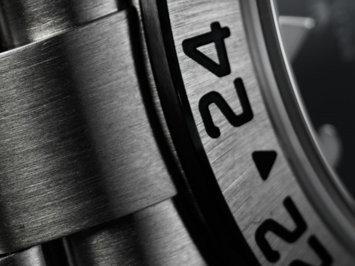 Rolex Explorer II zachycené fotoaparátem Hasselblad H4D-200MS