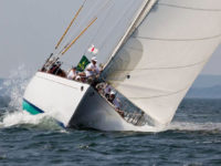 Trevor Fetter na své lodi Black Yacht