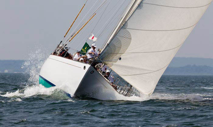 Trevor Fetter na své lodi Black Yacht