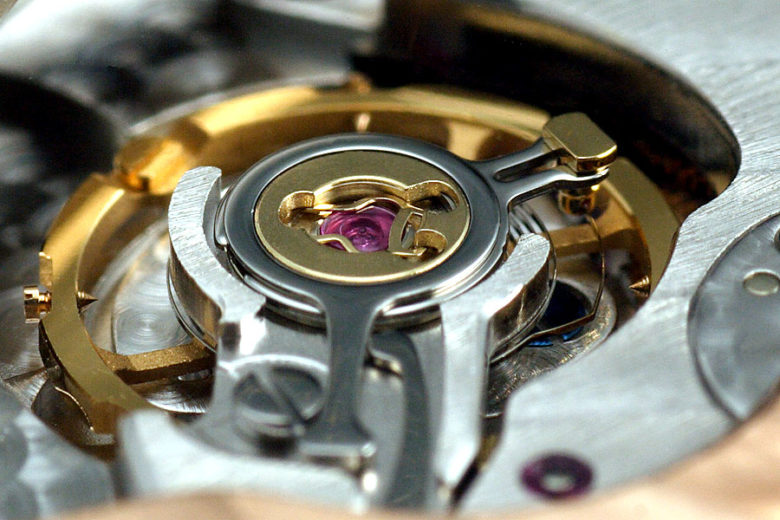 Krokové kolo Microvar z dílen Girard-Perregaux