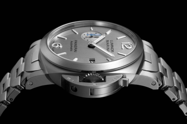 Panerai Luminor Marina se stříbrným číselníkem